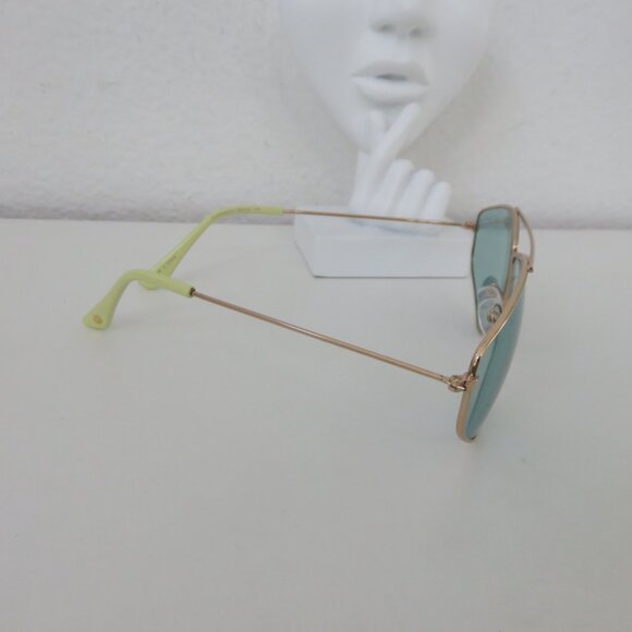 (#112) Juicy Couture Blue/Green Aviator style Sunglasses main image 8